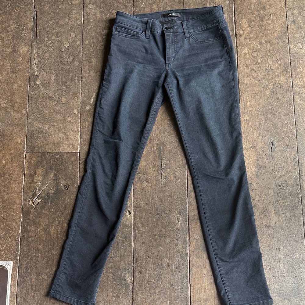 Joe's Jeans Dark Navy Blue , Curvy skinny, “Charlene” sz 30